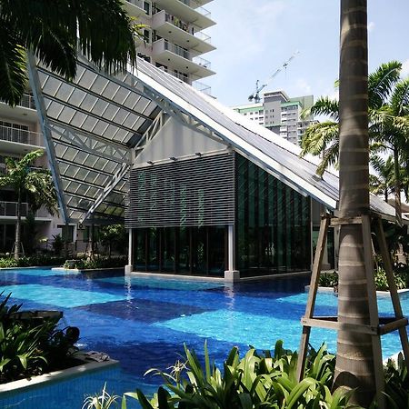 Indah Alam Condo Шах-Алам Номер фото
