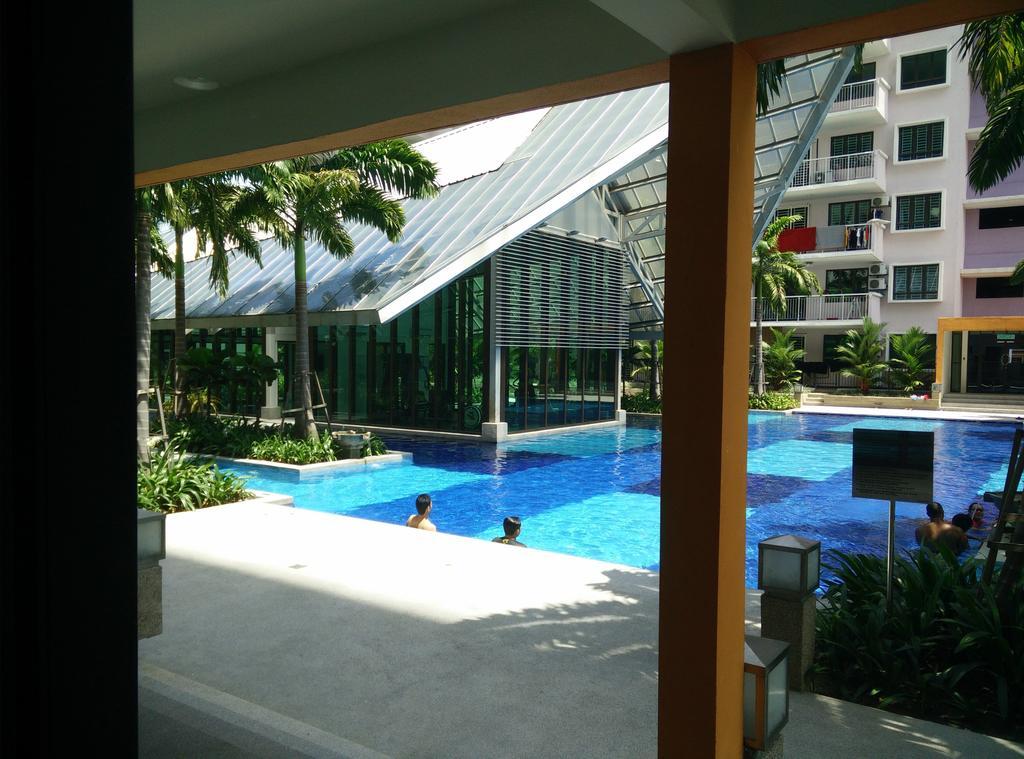 Indah Alam Condo Шах-Алам Номер фото