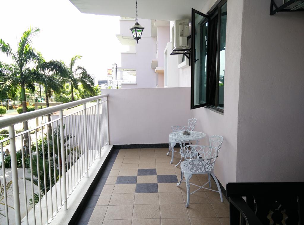 Indah Alam Condo Шах-Алам Номер фото