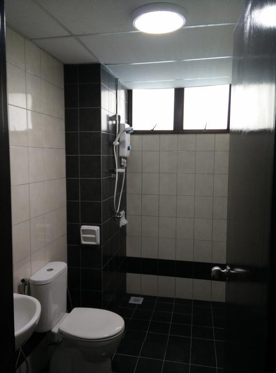 Indah Alam Condo Шах-Алам Номер фото